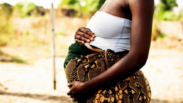 "Le gouvernement n’a jamais envisagé et n’envisagera pas la légalisation de l’avortement au Burkina" 1