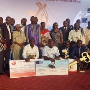 Prix galian : Hugues Richard Sama de l’Observateur Paalga sacré «Super galian» 2019 2