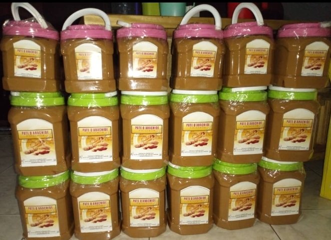 Burkina : Une étudiante ouvre une entreprise de pâte d'arachide 1