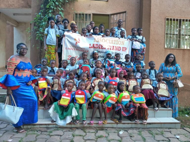 Bobo Dioulasso : 50 filles de familles défavorisées scolarisées par les Ladies Stand Up 1