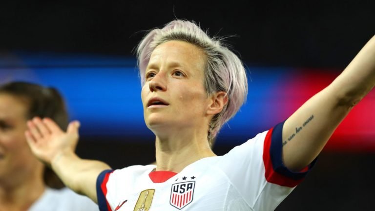 Football: l'Américaine Megan Rapinoe remporte le ballon d'or féminin 1