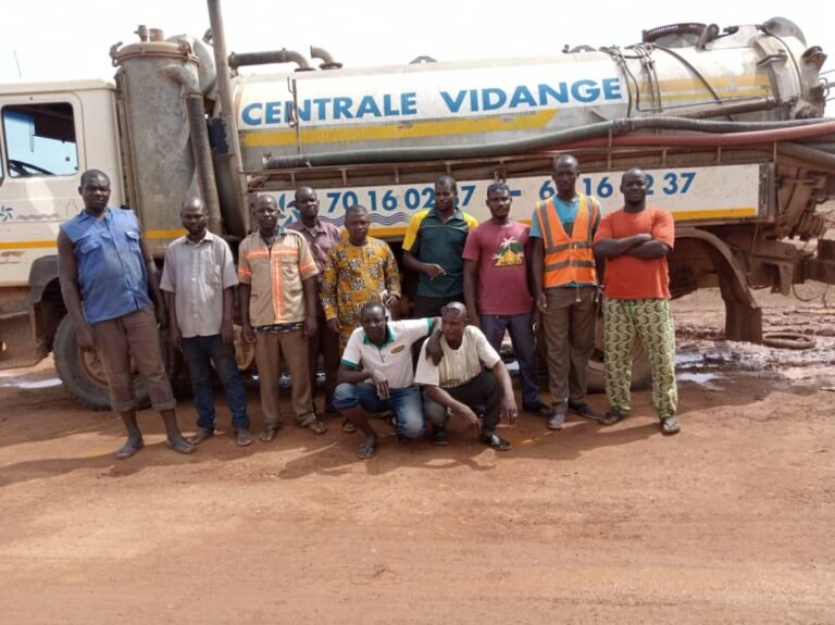 Ouagadougou : des vidangeurs décrètent une grève illimitée 1