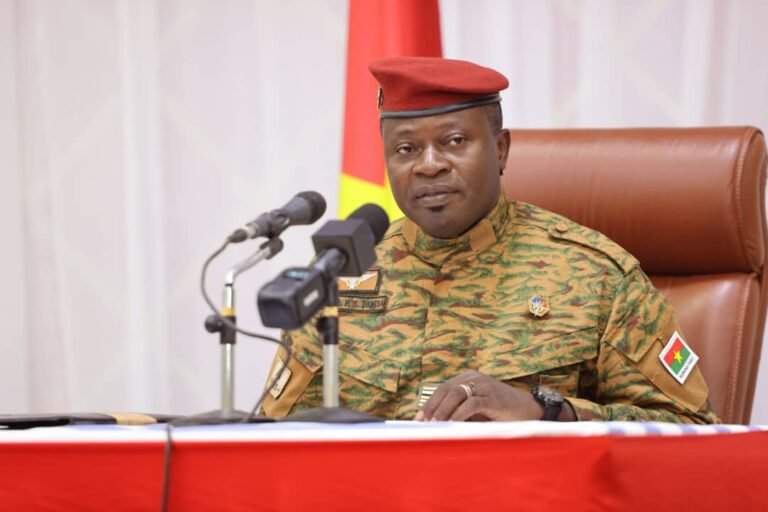 Paul-Henri Damiba, président du Faso: une catastrophe Constitutionnelle selon Abdoulaye Soma 3