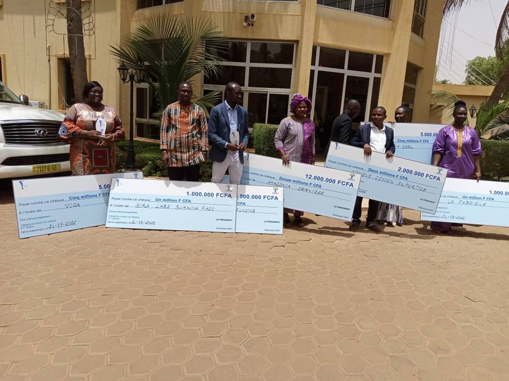 Tremplin Start-up UEMOA 2021 : la volaille offre 12 millions de F CFA à Oumou Ouédraogo 2