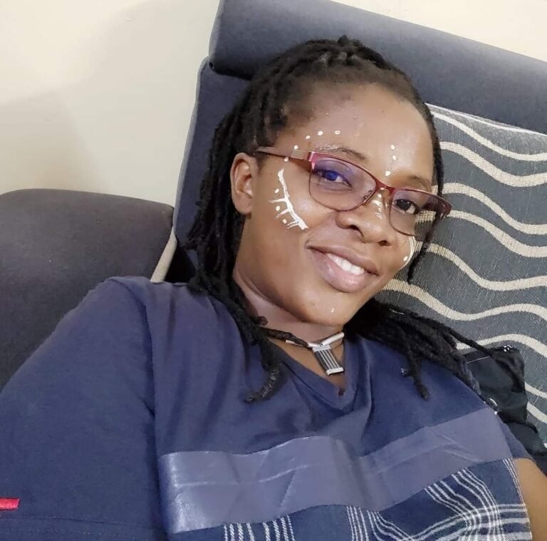 « Mes peintures sont comme un journal intime » : Adjaratou Ouédraogo, artiste peintre 8