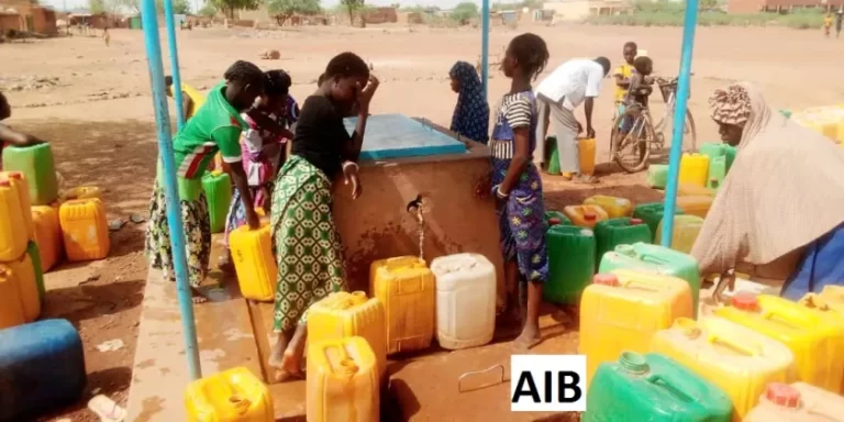 Titao: des femmes soulagées avec le retour de l'eau, après deux mois de rupture (AIB) 3