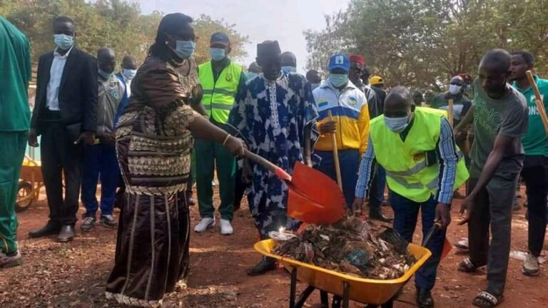 Insalubrité: Bobo-Dioulasso au rendez-vous de l’opération « Mana mana » 3