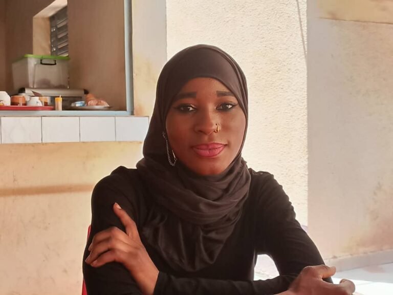Mode ou dépravation : l’habillement de jeunes filles suscitent diverses polémiques 1 Mode ou dépravation : l’habillement de jeunes filles suscitent diverses polémiques 1