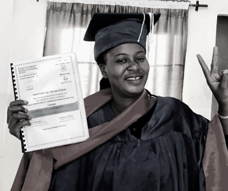 Soutenance : Mariam Lingané obtient 17 de moyenne sur le traitement de l’information dans le media en ligne – Mousso News- 1