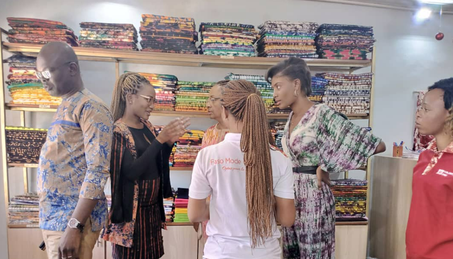 Faso Mode : une boutique à Ouaga pour vos kôkô donda haut de gamme et qualité premium 2