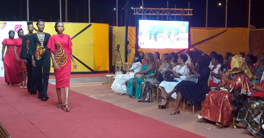 Vide Grenier by Petals : pour la promotion de l’entreprenariat féminin avec Fatoumata Ouédraogo/Sanou 3 Vide Grenier by Petals : pour la promotion de l’entreprenariat féminin avec Fatoumata Ouédraogo/Sanou 3