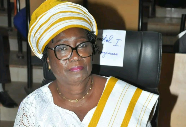 Bobo-Dioulasso : Pr Chantal Yvette Kaboré/Zoungrana célébrée à travers ses 38 ans de carrière 1 Bobo-Dioulasso : Pr Chantal Yvette Kaboré/Zoungrana célébrée à travers ses 38 ans de carrière 1
