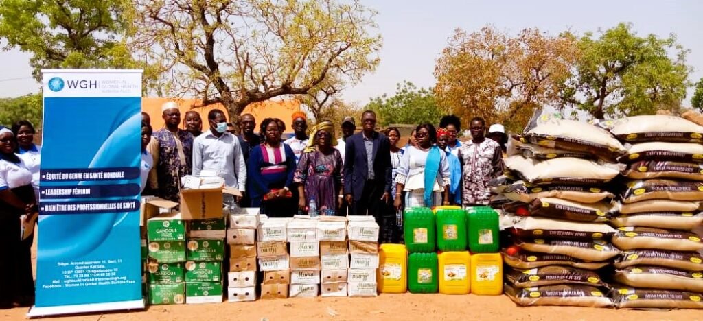 Sororité : Women in Global Health Burkina communie avec plus de 300 femmes déplacées internes 2