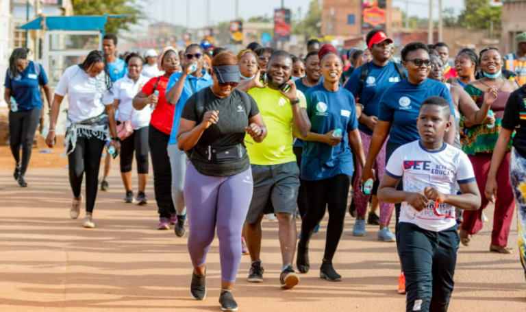 8 mars 2023 : des femmes font une randonnée pédestre sur 8 kilomètres 24