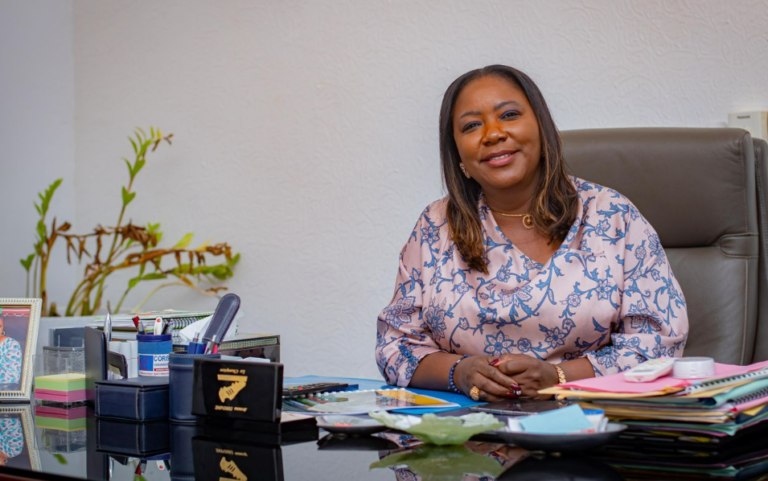 Assétou Ouédraogo : celle qui emploi plus de 300 femmes, une figure emblématique de l’entreprenariat féminin au Burkina et en Afrique 1 Assétou Ouédraogo : celle qui emploi plus de 300 femmes, une figure emblématique de l’entreprenariat féminin au Burkina et en Afrique 1