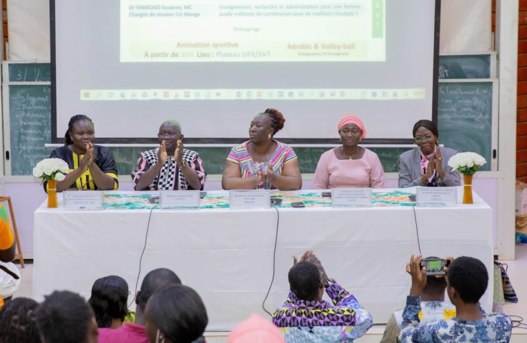 UFR/SVT : Les enseignantes-chercheuses examinent leur apport dans la crise sécuritaire 3 UFR/SVT : Les enseignantes-chercheuses examinent leur apport dans la crise sécuritaire 3