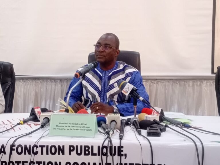Burkina : 7218 postes à pouvoir au concours direct 2023 de la fonction publique 1