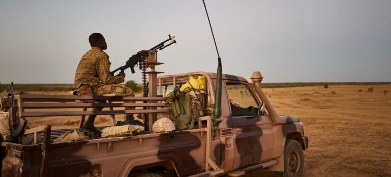 Burkina : plus 800 militaires et VDP mobilisés pour l’opération Kapidougou 1 Burkina : plus 800 militaires et VDP mobilisés pour l’opération Kapidougou 1