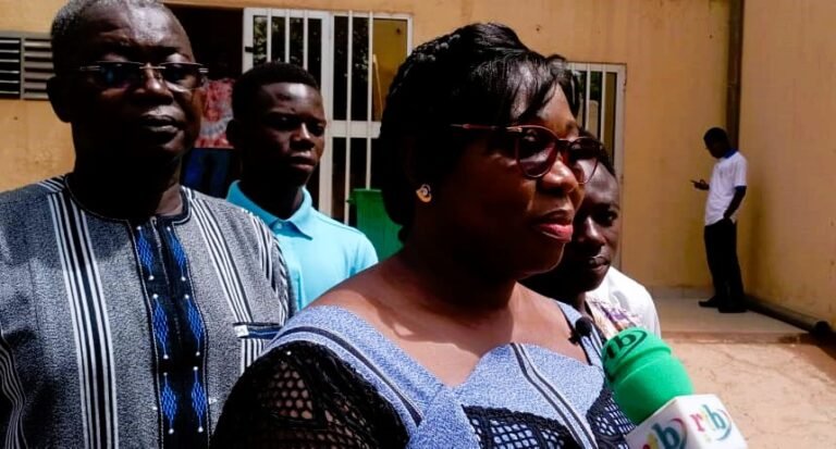 « L’éducation civique, une clé pour une jeunesse responsable », Windkouni Yolande Ouattara, écrivaine & psychologue 1 « L’éducation civique, une clé pour une jeunesse responsable », Windkouni Yolande Ouattara, écrivaine & psychologue 1