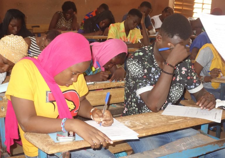 BEPC 2023 : 216 284 inscrits dont 127 171 filles et 89 113 garçons 2