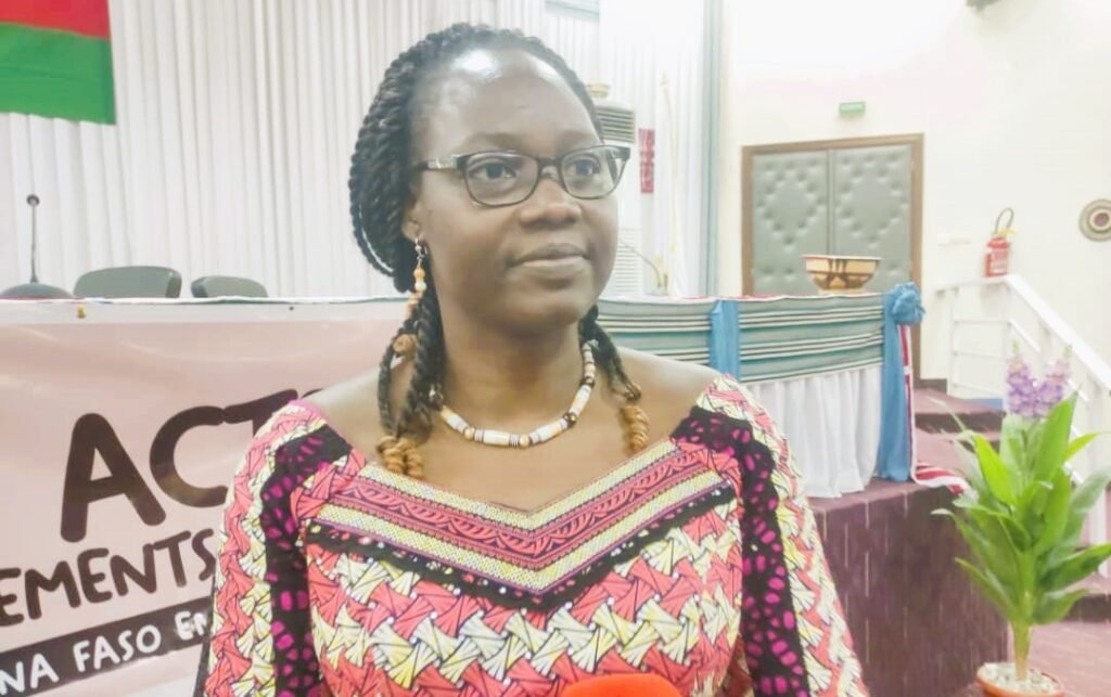 Burkina : des femmes actrices du changement positif se partagent des idées d’actions de paix 3 Burkina : des femmes actrices du changement positif se partagent des idées d’actions de paix 3