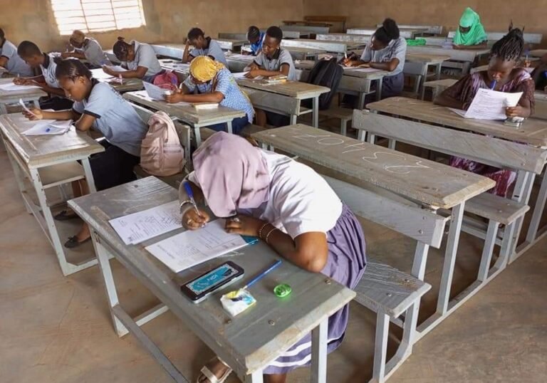 Ouagadougou : 25 filles participent au concours national Elite Mathématique 1