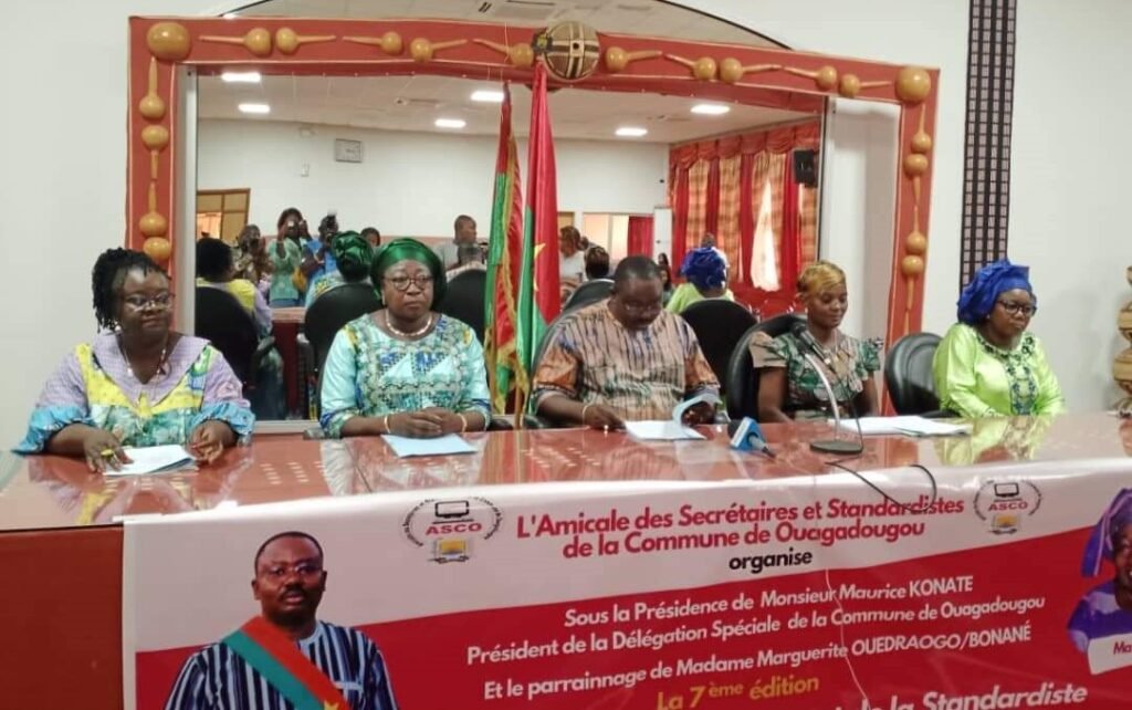 Burkina : une trentaine de secrétaires et standardistes renforcent leurs capacités 3