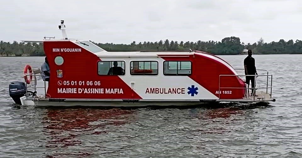 Cote d’ivoire : le premier bateau ambulance inauguré à Assinie 2