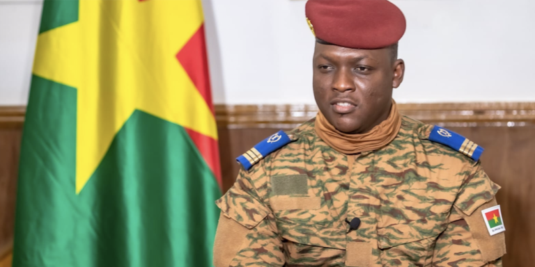 Burkina : le gouvernement Kyelem III passe de 5 à 4 femmes 1 Burkina : le gouvernement Kyelem III passe de 5 à 4 femmes 1