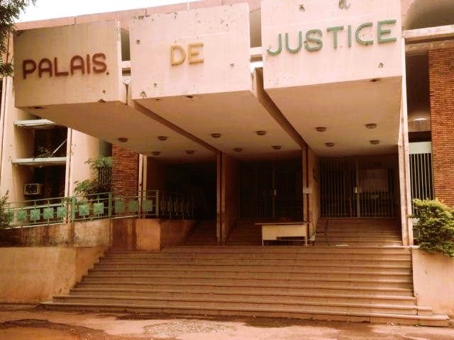 Fraude Baccalauréat 2023 : 6mois de prison avec sursis pour Larifatou Ouédraogo 1 Fraude Baccalauréat 2023 : 6mois de prison avec sursis pour Larifatou Ouédraogo 1