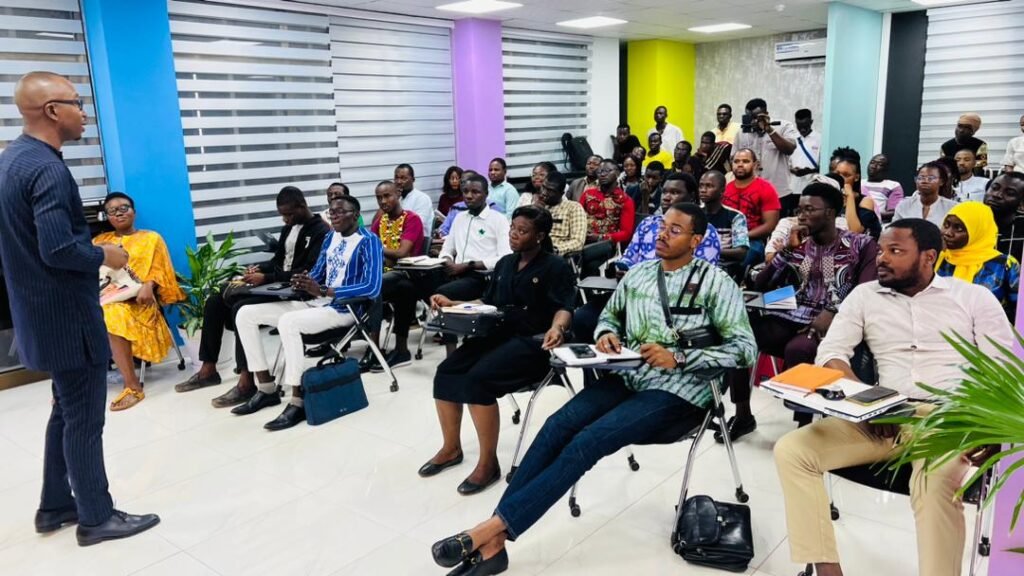 Lancement réussi de produit : le cours magistral en Marketing d’Assimi Diéro 3 Lancement réussi de produit : le cours magistral en Marketing d’Assimi Diéro 3