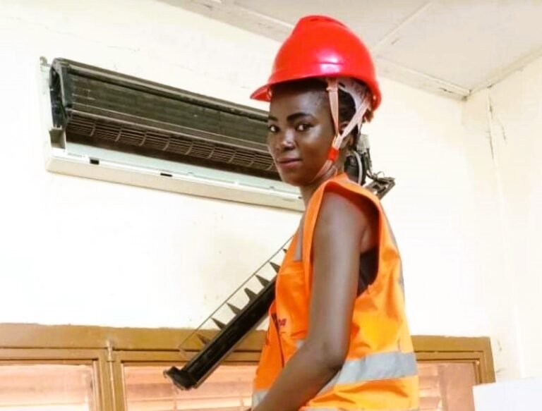Rosalie Zougmoré : l’expertise féminine dans le métier de frigoriste 1 Rosalie Zougmoré : l’expertise féminine dans le métier de frigoriste 1