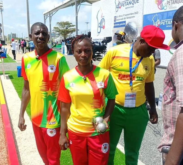 Aliance Safiatou Ramdé: de joueueuse de football, de hockey à joueuse de pétanque 3