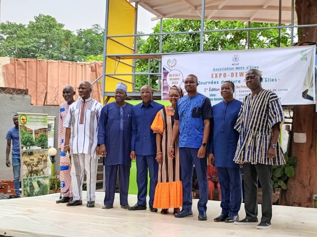 Burkina : l’association « Mots d’Elles » fait la promotion des écrivaines burkinabè 2 Burkina : l’association « Mots d’Elles » fait la promotion des écrivaines burkinabè 2