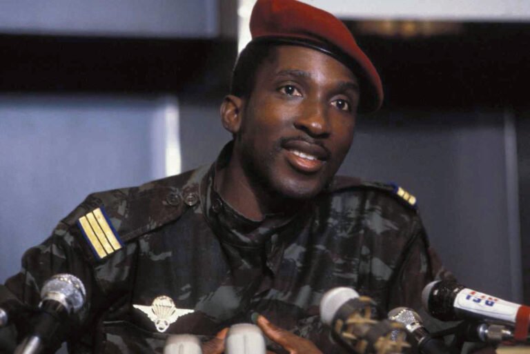 Burkina : le capitaine Thomas Sankara consacré Héro de la nation 293