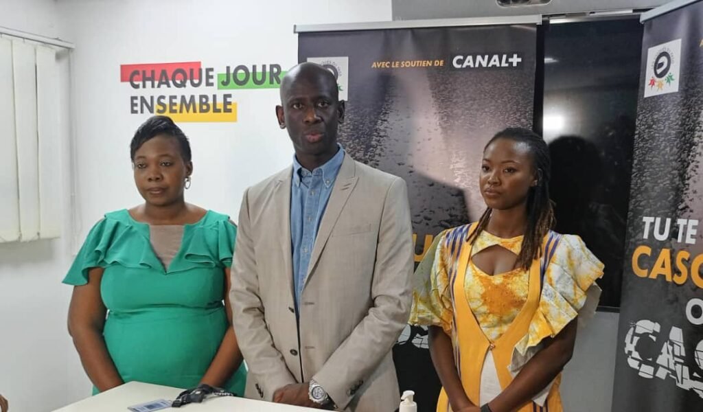 Veuves et orphelins de militaires : Canal + Burina offre 8 146 000 FCFA ‘’Go Paga’’ 2 Veuves et orphelins de militaires : Canal + Burina offre 8 146 000 FCFA ‘’Go Paga’’ 2