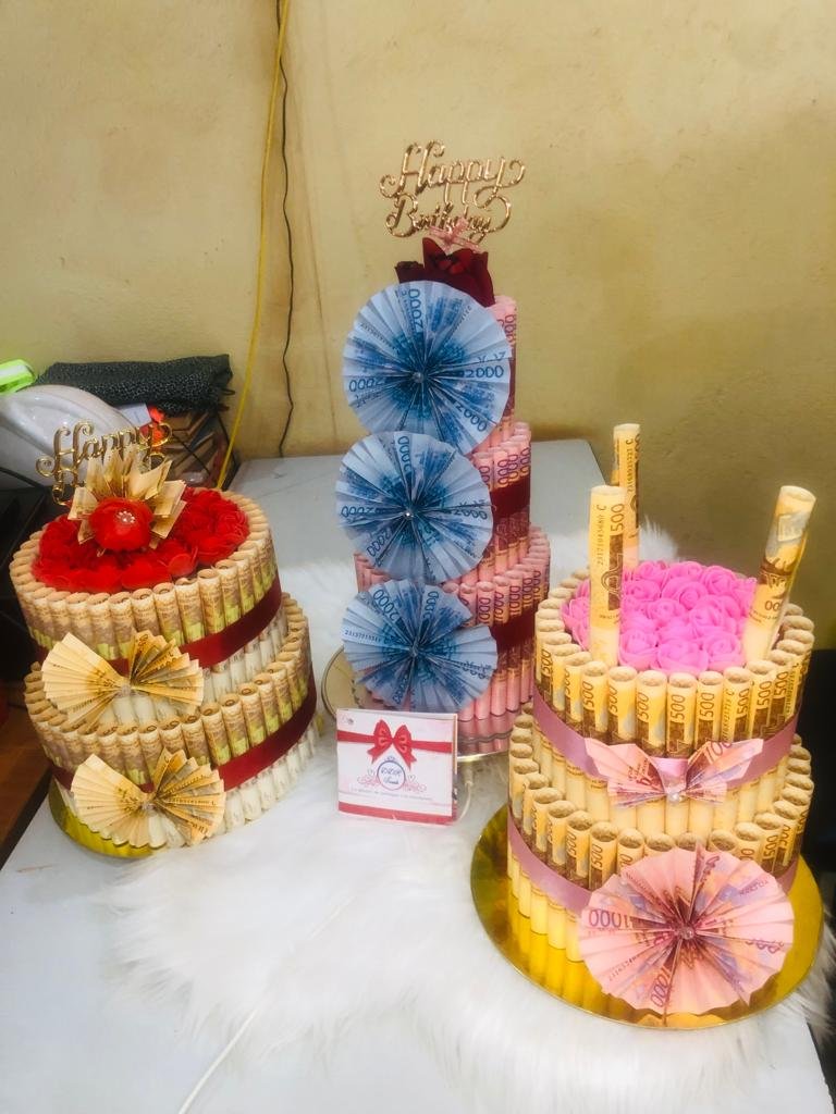 Djamilatou Raïssa Dama: De communicante à confectionneuse de bouquets d’argent 7 Djamilatou Raïssa Dama: De communicante à confectionneuse de bouquets d’argent 7