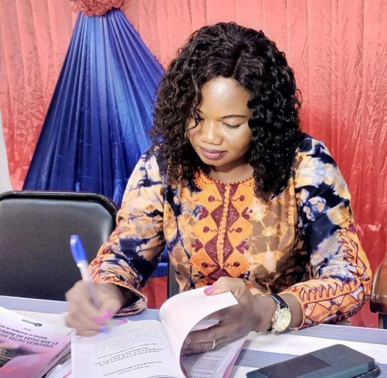 Littérature : La plume de Léonie Ouangrawa pour dénoncer les violences faites aux femmes 5