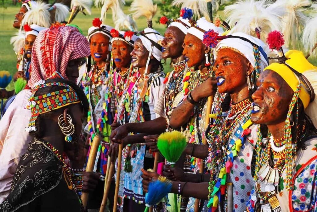 Wodaabe : la tribu africaine qui organise le ‘’Festival du vol de femme’’ 4 Wodaabe : la tribu africaine qui organise le ‘’Festival du vol de femme’’ 4