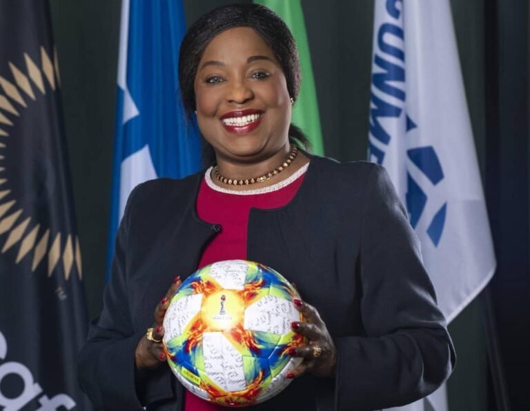 Fatma Samoura : première femme africaine à occuper le poste de secrétaire générale à la FIFA 1