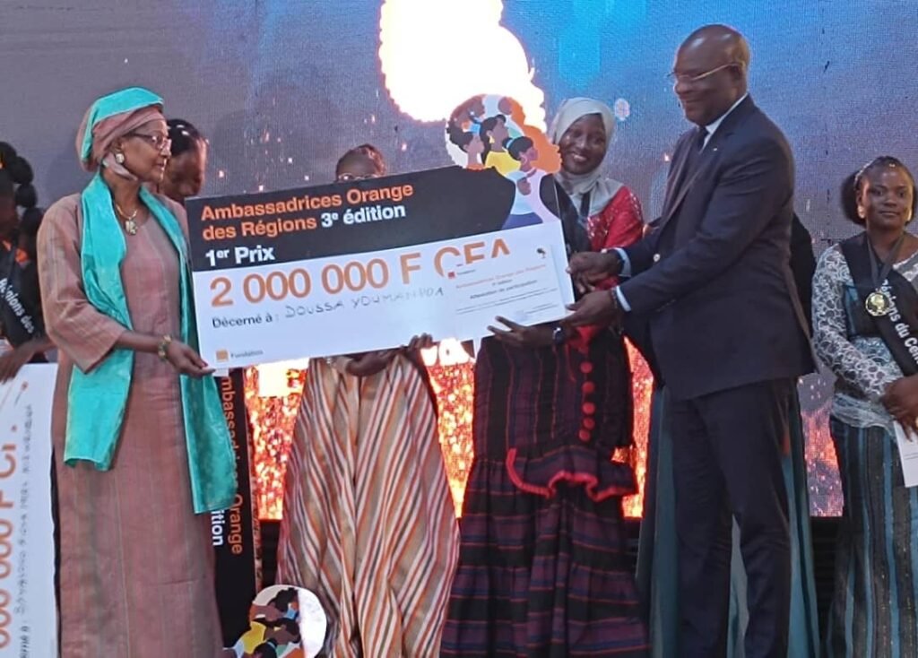 Ambassadrices Orange des Régions : 12 millions FCFA pour Doussa Youmanpoa Salamatou, la gagnante de l’édition 2023 4 Ambassadrices Orange des Régions : 12 millions FCFA pour Doussa Youmanpoa Salamatou, la gagnante de l’édition 2023 4