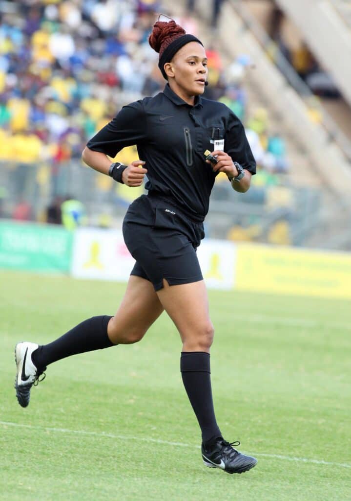 Can 2023 : Akhona Zennith Makalima, première femme à officier la compétition 2 Can 2023 : Akhona Zennith Makalima, première femme à officier la compétition 2