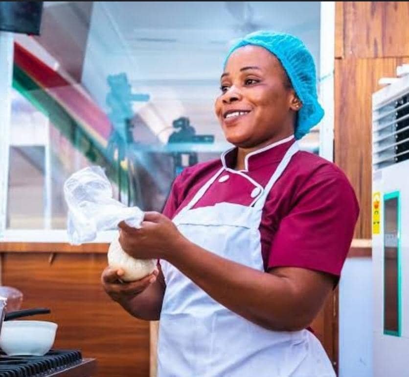 Marathon de la cuisine : Failatu Abdul-Razak en tête du record mondial 2 Marathon de la cuisine : Failatu Abdul-Razak en tête du record mondial 2