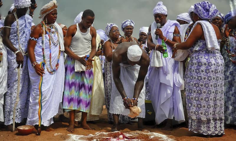 Bénin : Datogoni Tossou, la seule femme admise au comité des rites au Vodun 3 Bénin : Datogoni Tossou, la seule femme admise au comité des rites au Vodun 3
