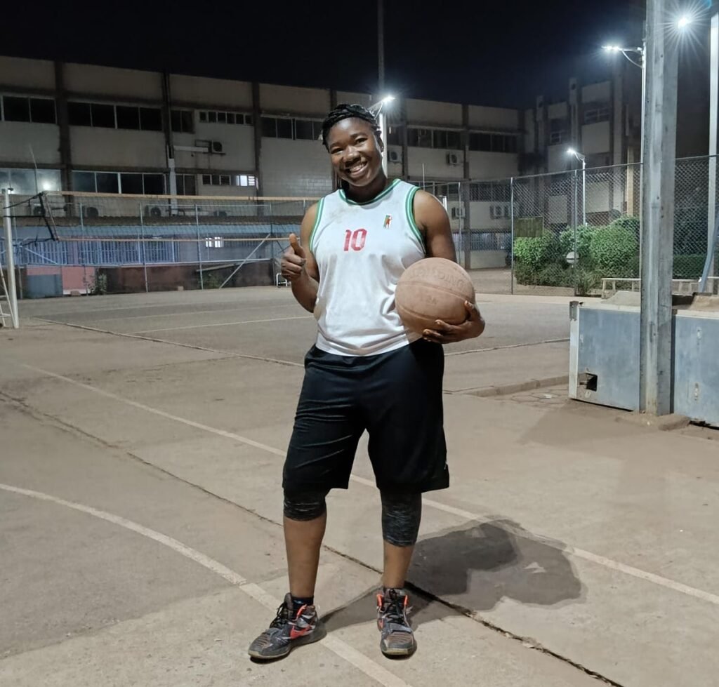 Basketball : Yasminatou Traoré, 20 ans de carrière, 13 trophées et plus de 20 médailles 3 Basketball : Yasminatou Traoré, 20 ans de carrière, 13 trophées et plus de 20 médailles 3