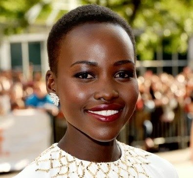 Lupita Nyong’o première personne ‘’noire’’ à présider le jury du Festival du film de Berlin en 74 ans d’existence 2 Lupita Nyong’o première personne ‘’noire’’ à présider le jury du Festival du film de Berlin en 74 ans d’existence 2