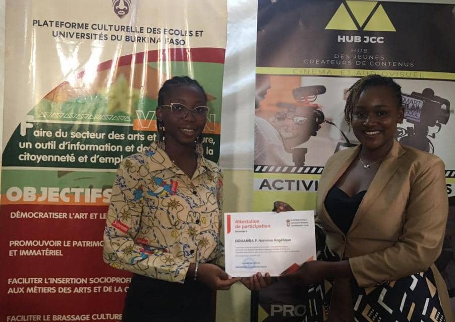 PCEUBF : 25 jeunes filles outillées en graphisme et en marketing digital 3 PCEUBF : 25 jeunes filles outillées en graphisme et en marketing digital 3