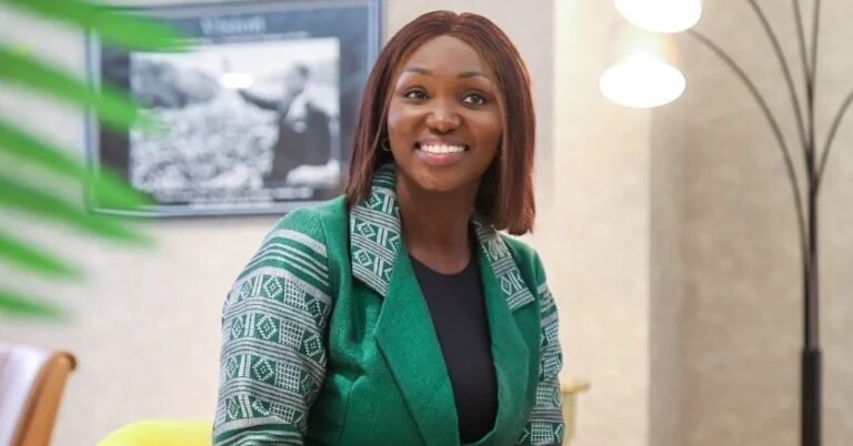 Sénégal : Anta Babacar Ngom, seule figure féminine en lice pour le fauteuil présidentiel de 2024 79