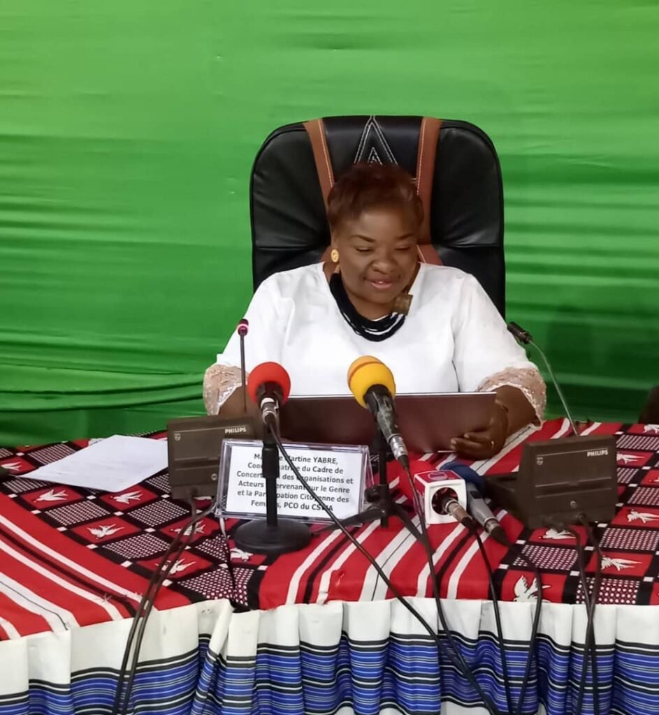 Session Alternative : Environ 300 participantes échangent sur la condition de la femme en Afrique et au Burkina 4 Session Alternative : Environ 300 participantes échangent sur la condition de la femme en Afrique et au Burkina 4