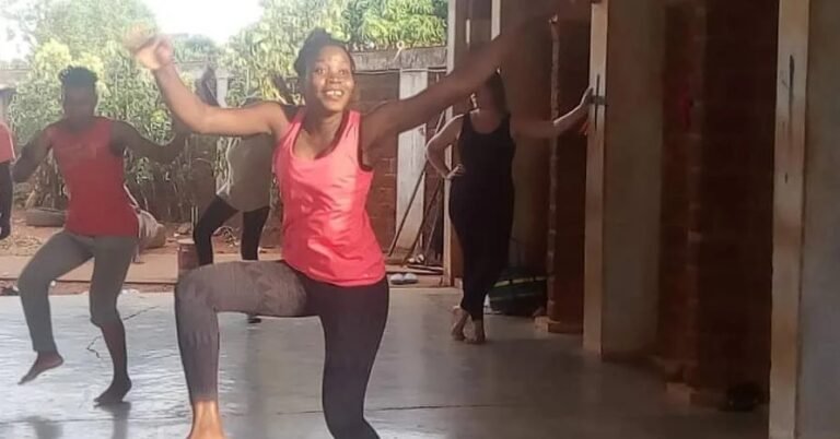 Alimatou Ouattara: Diplômée en Droit mais danseuse, comédienne et metteuse en scène 1 Alimatou Ouattara: Diplômée en Droit mais danseuse, comédienne et metteuse en scène 1